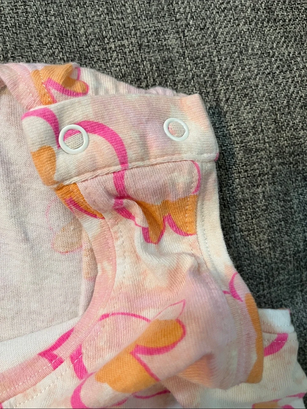 Disney Spotted Zebra Pink & Orange Minnie Mouse Tie-Dye One-Piece Romper Sz M/8